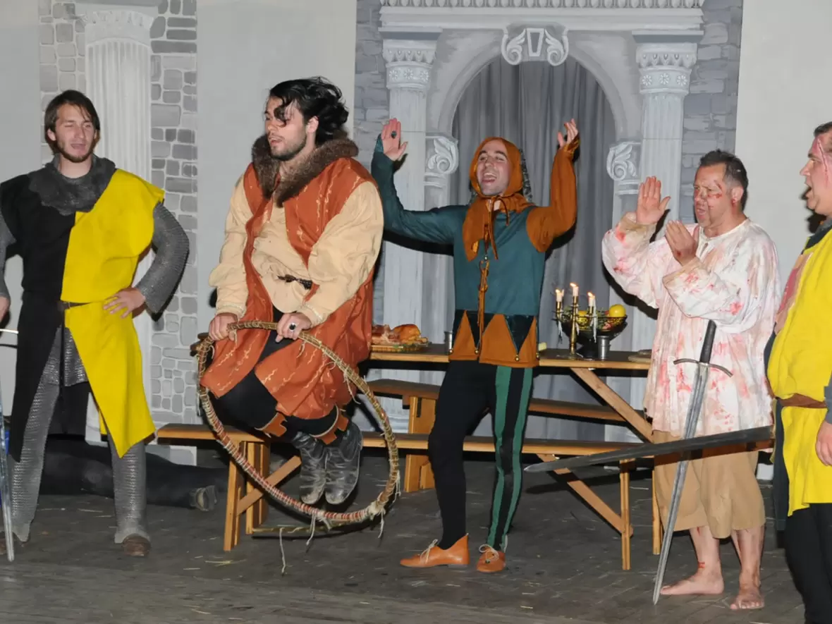 der-sprung-durch-den-schandreifen