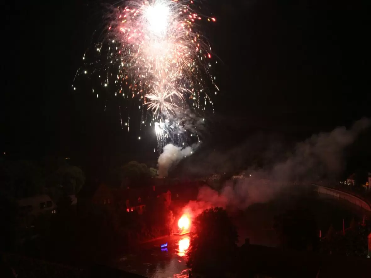 feuertheater-auf-der-donau10
