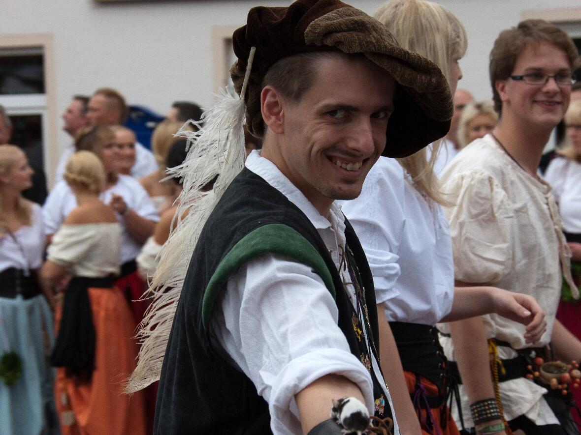 schlossfest-bilder-einzug-zur-eroeffnung-005