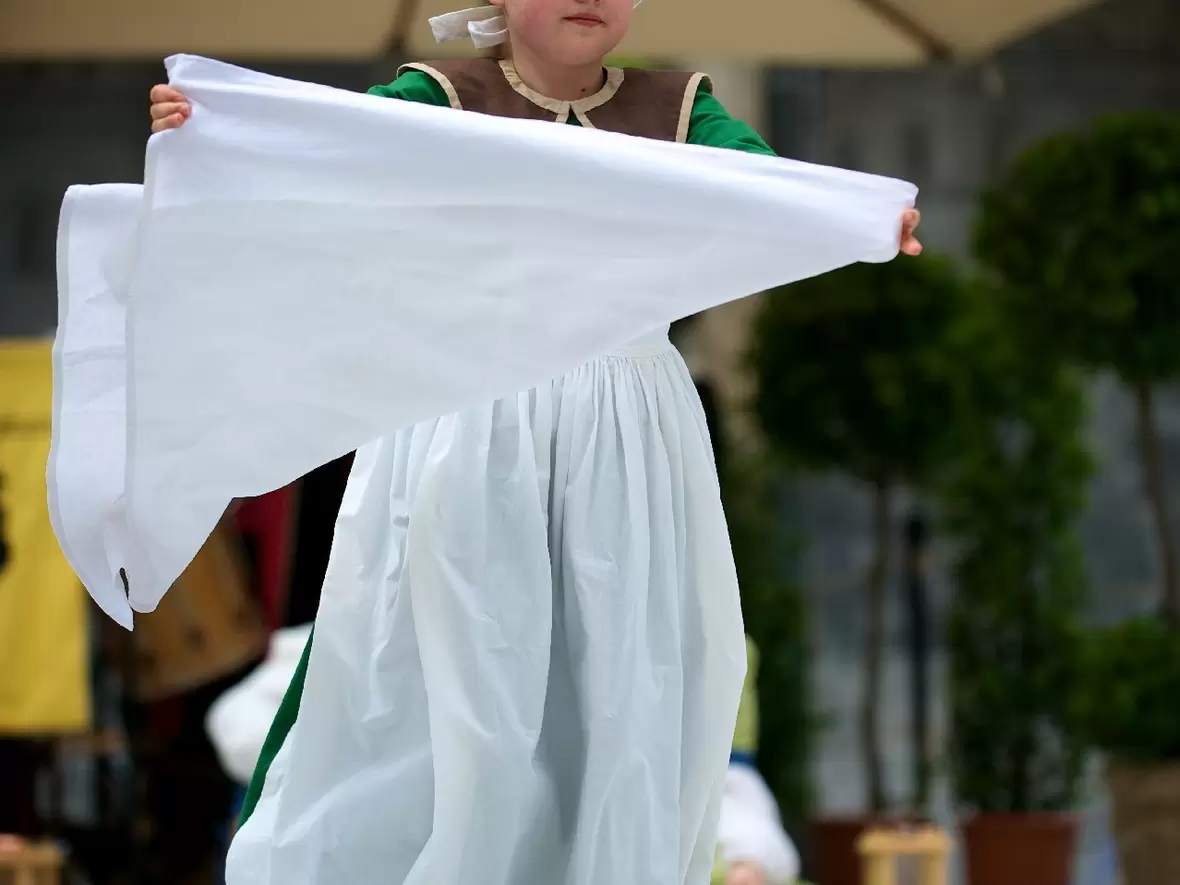 junge-waschfrau