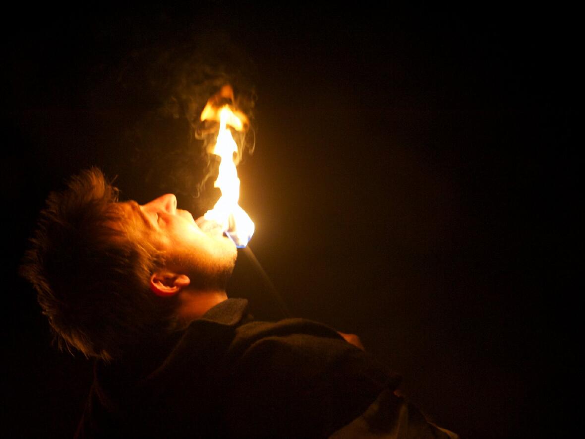 heiner-frisst-das-feuer