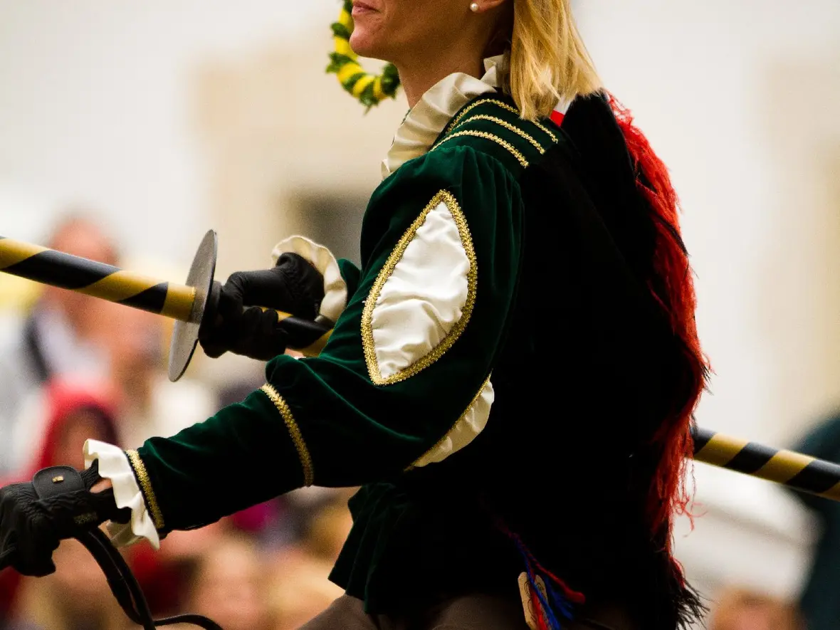 eine-reiterin-im-portrait