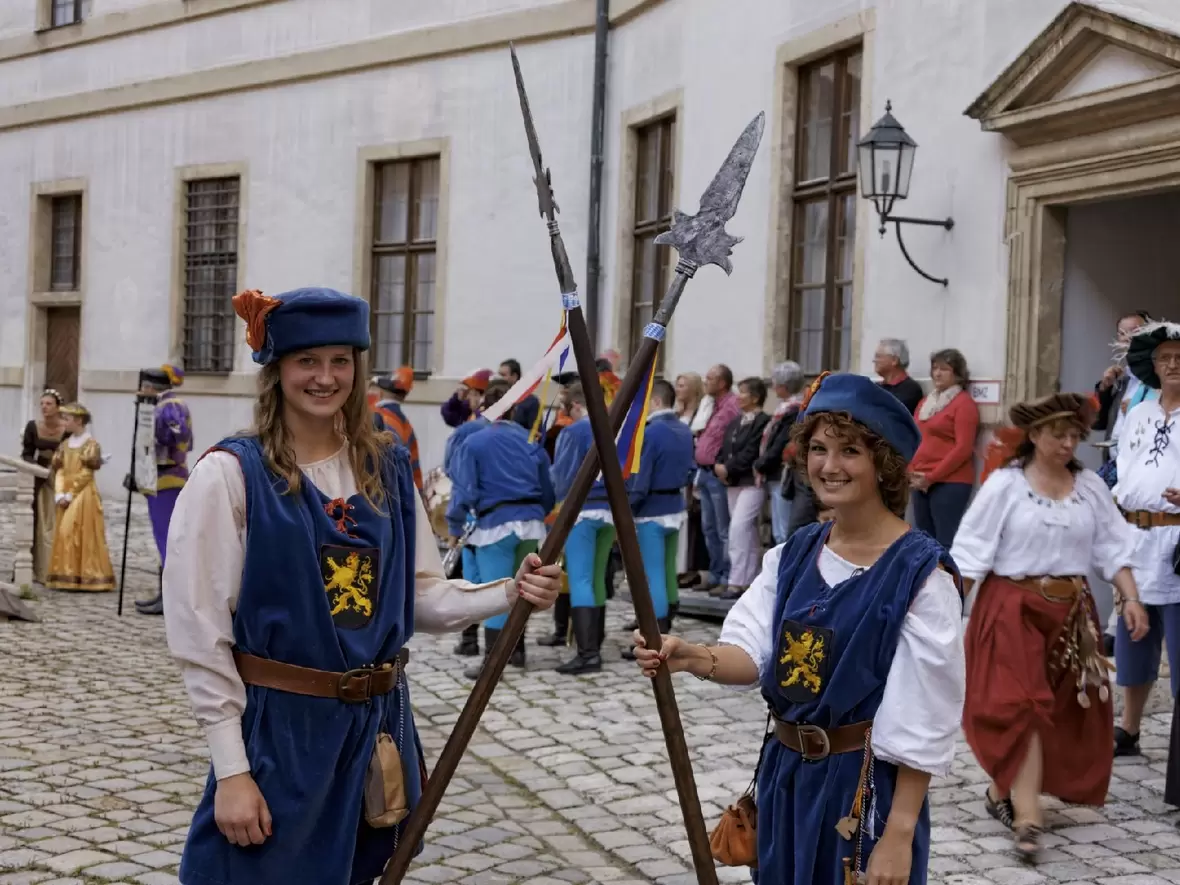130628_feierliche-eroeffnung-im-schlosshof_ww-0003
