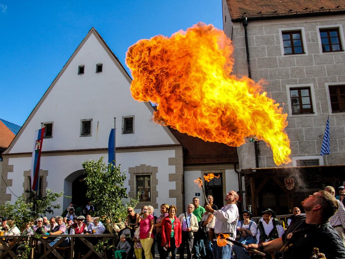 130628_einzug_mr-0015-heisser-feuerspucker