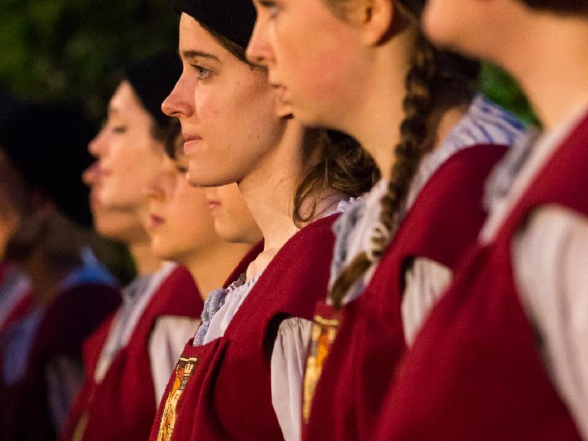 2013-06-25_tanz_und_scherz_bei_hofe_jtw-16