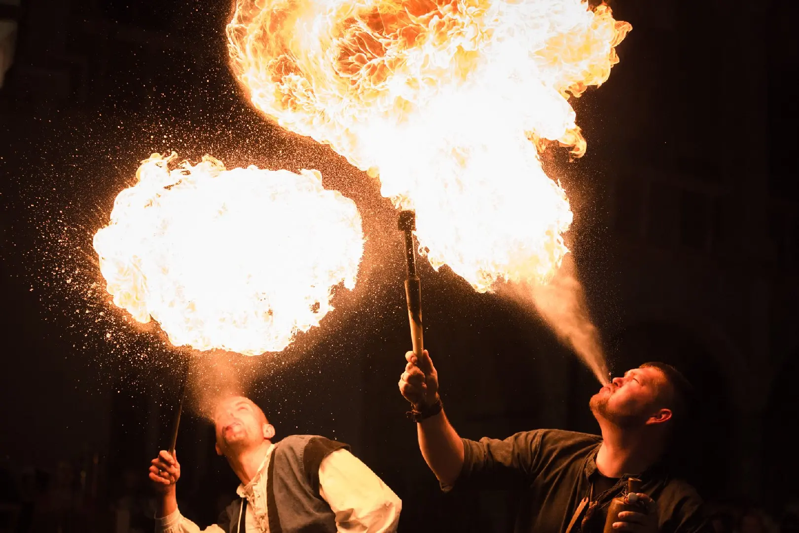 2013-06-25_tanz_und_scherz_bei_hofe_jtw-6-doppelfeuer