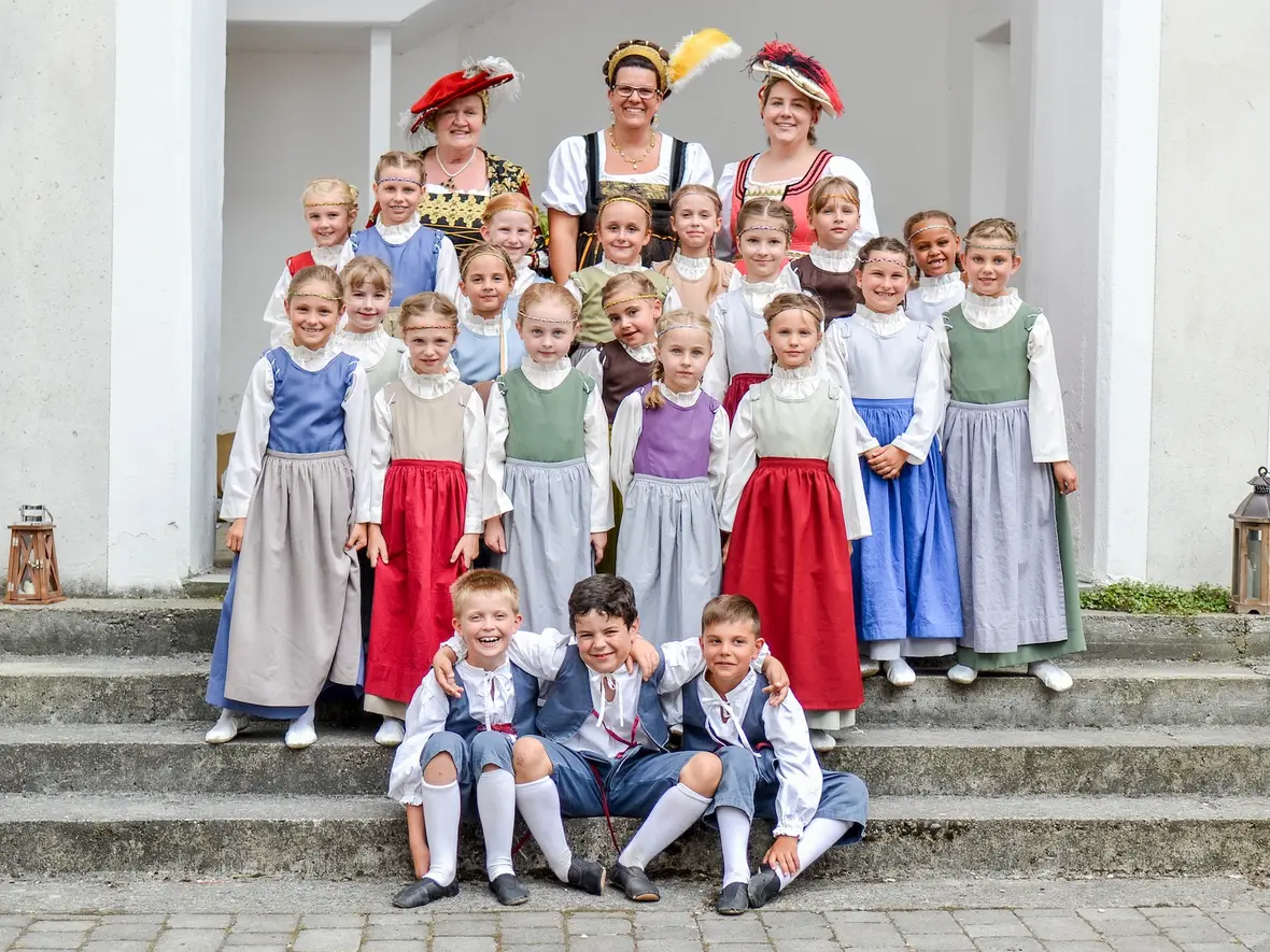 reigenkinder_laura_minucci_00004